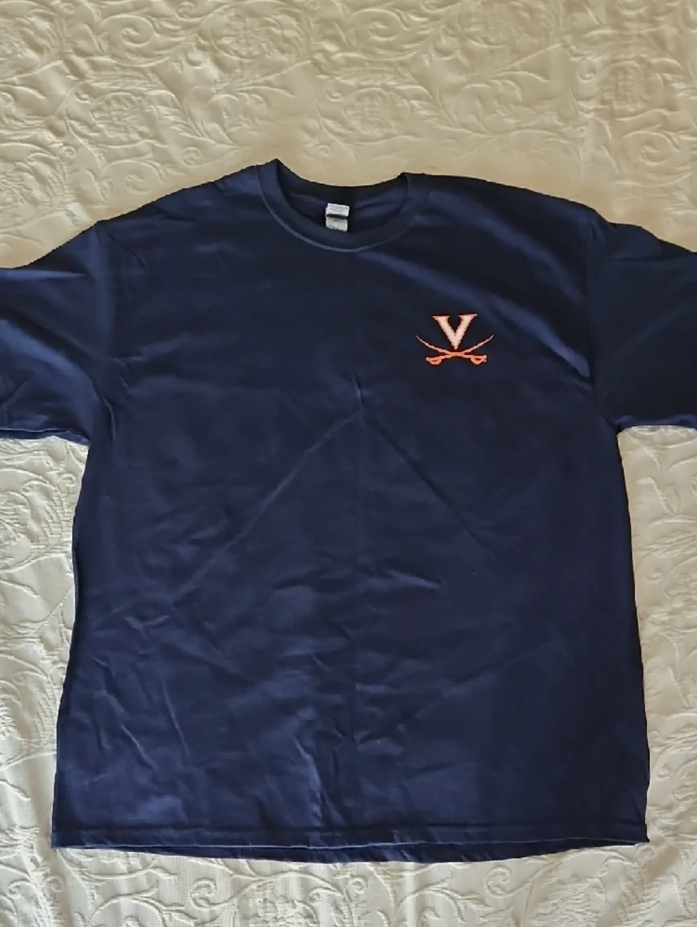 Univeristy of Virginia Cavaliers T-Shirt - Picture 3 of 6